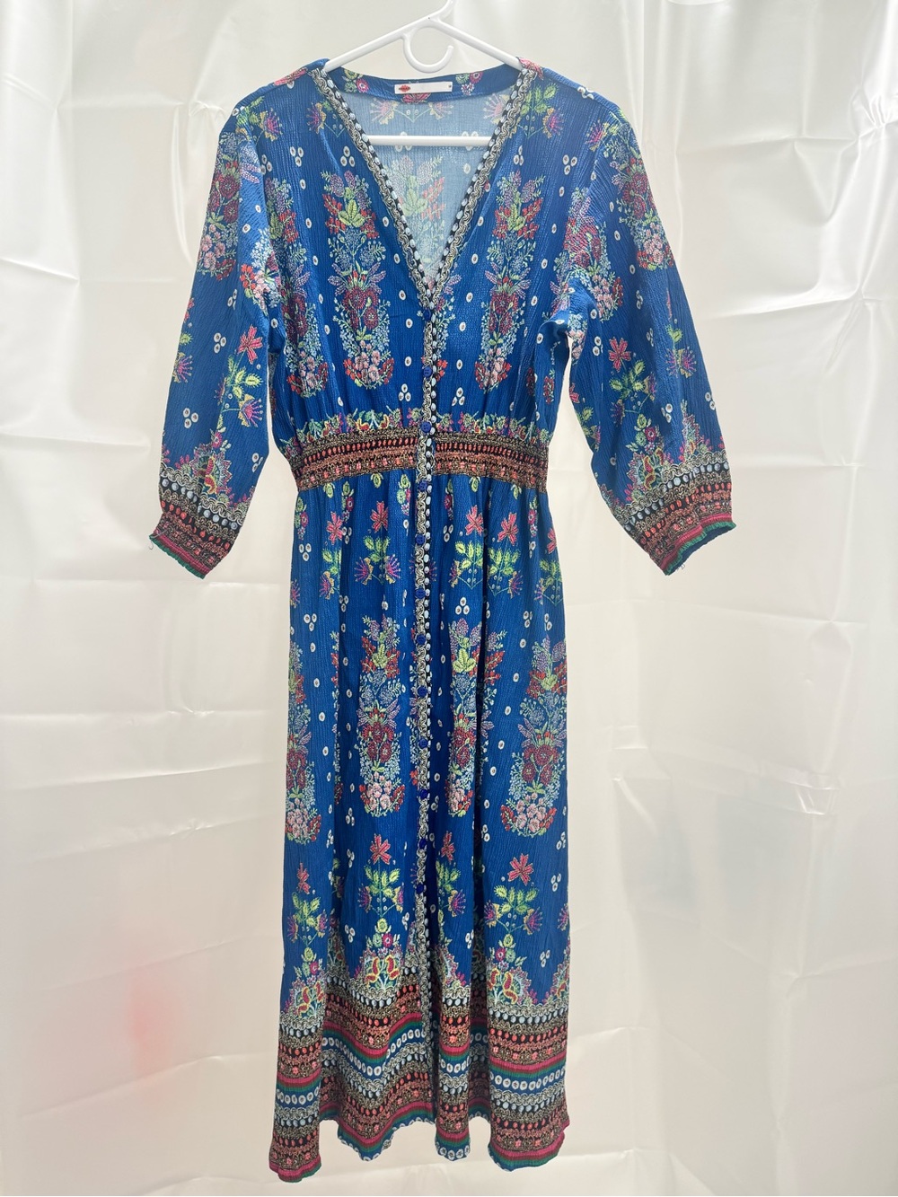 Blue Floral V‑Neck Maxi Dress